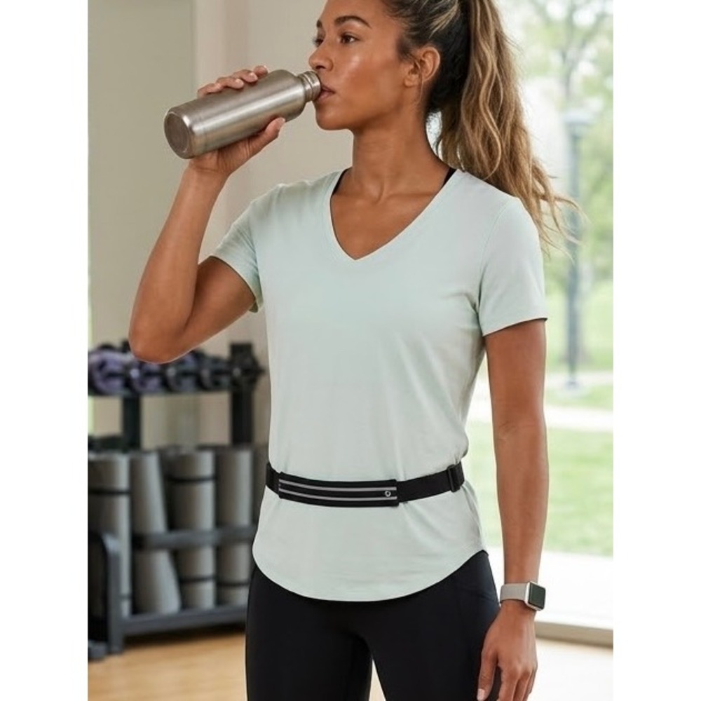 Lululemon Love Tee V-Neck Short Sleeve Shirt Mint Green Pima Cotton Size 8